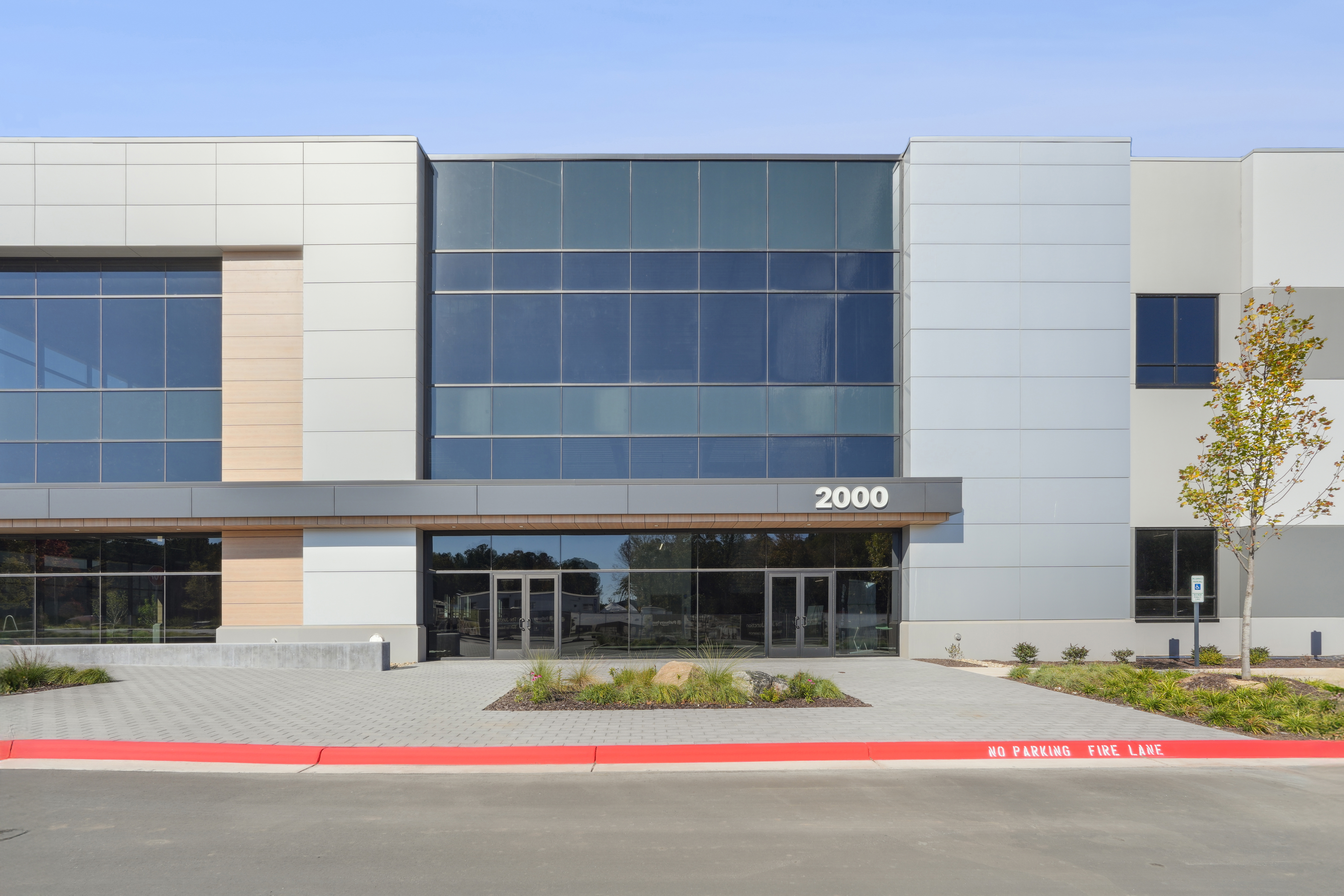 Exterior of Building 1000 at Pathway Triangle